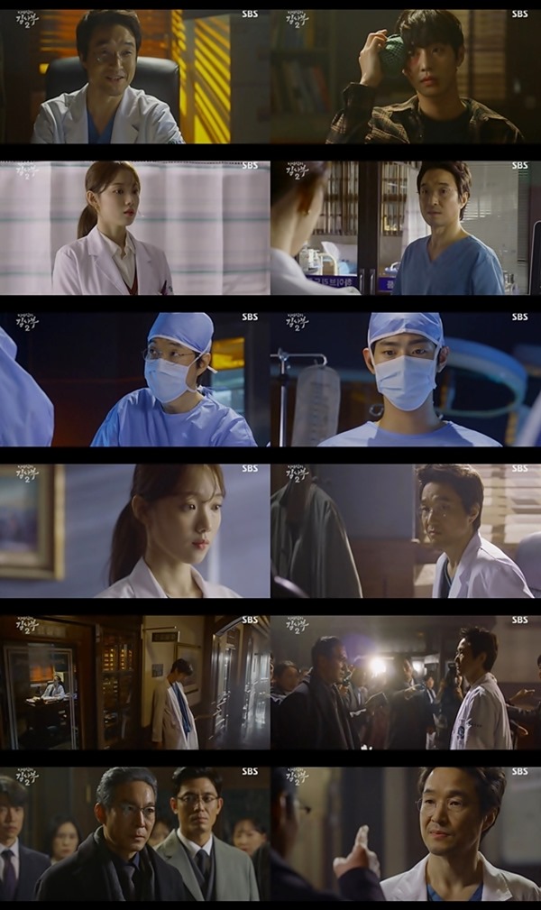 Kim Sa-bus teachings were different, too.SBS Romantic Doctor Kim Sabu 2 Han Suk-kyu proved the authenticity of the true teacher by giving warm consideration to Lee Sung-kyung and Ahn Hyo-seop after a charismatic stone straight-line.The first and second parts of SBS New Moonwha Drama Romantic Doctor Kim Sabu 2, which was broadcast at 9:40 pm on the 7th, achieved 19.3% of the Nielsen Korea ratings, 18% of the All States ratings, and 22.1% of the highest audience ratings at the moment.The 2049 ratings also recorded 7.5%, with both Seoul Capital Area ratings, All States ratings and 2049 ratings, achieving the triple crown, the number one of all channels pre-channel programs on Tuesday, foreshadowing explosive syndrome.On the show, I live.Han Suk-kyu, who says, I save you no matter what, impressed the house theater with his unexplained consideration while flying a turbulent line to Lee Sung-kyung and Seo Woo Jin.Kim asked Seo Woo Jin, who was hurt and gave him an ice bag, but Seo Woo Jin replied dryly, saying, I did not come to life counseling.So, when Kim Sabu ordered Seo Woo Jin to go back to Seoul, saying, What I need is Physician! Seo Woo Jin asked me to make 10 million won desperately, saying that if I give one week, I will change my mind.During One Week, Kim accepted Seo Woo Jin, saying that he should prove why he should change his mind.After the Secretary of Korea Military, who suffered serious trauma from a traffic accident, came to the emergency room of Doldam Hospital, and Kim Sabu gave the surgery first to Seo Woo Jin and called Cha Eun-jae to the operating room with the warning that Do not watch those who sleep or sleep in the operating room.In the surgery room of the Korea Military Minister, Kim Sabu performed surgery with a tremendous speed of hand movements like the nickname Gods hand, and Seo Woo Jin followed Kim Sabu with high concentration.However, when the bleeding of the Korean Military minister who had been taking aspirin did not decrease, Kim Sabu showed a terrible operation method and shocked Seo Woo Jin.At that time, Cha Eun-jae, who entered the operating room, again suffered from a fluttering, and ran out of the operating room with his mouth closed.Even in the turmoil of Cha Eun-jae, Kim Sabu found the bleeding area without shaking, and Seo Woo Jin, who watched it, said, Its ridiculous.He is . . right mad. He revealed complex feelings of fear and excitement.After the surgery, Seo Woo Jin said that Kim Sabu is a minister and should have a safe surgical procedure. Kim said, Whoever he is, whoever he is, is just a patient to me.I will save you, no matter what! I told Seo Woo Jin, who still blames me for being sad, I was just feeling and crying?If you could see it in your eyes, you would not be able to do it....You should find the answer! In particular, Cha Eun-jae, who ran out of the operating room, was overwhelmed by the tremendous vitriol of Kim Sabu, Do not come into my operating room in the future, beat Physician!However, Cha Eun-jae, who was packing up to leave Doldam Hospital and storming, was shocked to hear that he was no different from scouting Cha Eun-jae from Yoon Ae-reum (Sho Ju-yeon).In addition, Kim asked Seo Woo Jin, who is suffering from injuries caused by assault, to give a bag of medicine, and asked him to take an X-ray to see if he had cracked his bones.In the ending, Kim Sabu and Do Yoon-wan (The Best with the) faced each other sharply in three years, giving a tense stormy eve.Do Yoon-wan, who returned to the position of the foundations chairman following Park Min-guk (Kim Joo-heon)s division, which suddenly appeared at Doldam Hospital, appeared.Meanwhile, SBS New Moonwha Drama Romantic Doctor Kim Sabu 2 will be broadcast at 9:40 pm on the 13th (Mon).Photo = Captured on the broadcast of Romantic Doctor Kim Sabu 2