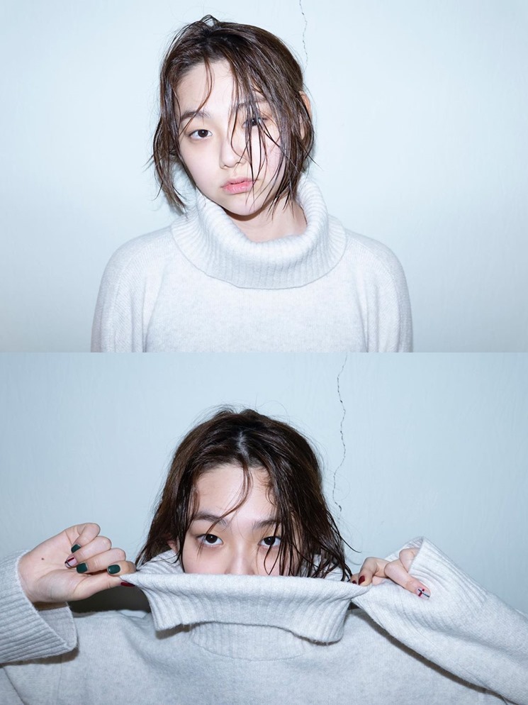 Kang Mina of Actor and Singer Gugudan has announced the latest situation.Kang Mina posted two photos on her instagram on the 8th without content.Kang Mina in the public photo stares at the camera with a white knit and wet hair.In a natural and alluring atmosphere, netizens responded with a hot response such as It is a picture and It is our Mina photo genius.Kang Mina appeared in the TVN drama Hotel Deluna.Photo = Kang Mina SNS