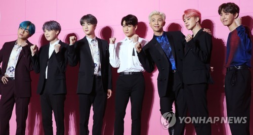 BTS received the Social Hot Star of the Year and Retail Album of the Year award at the Gaon Music Chart Music Awards held at Jamsil Indoor Gymnasium in Songpa-gu, hosted by the Korea MusicContent Association, along with the Singer of the Year Award - Fijical Album (real record) category (second quarter).I would like to thank all those who love our music, BTS said in a video speech.Cheongha received the Hot Performance of the Year award and Choi Ri-an, Shim Hee-jung, Shin Ji-won and Lee Si-won, who were in charge of choreography, won the Style Award choreography.In addition, This years record production award was returned to MNH Entertainment.The Gaon Music Chart Music Awards will award the music video award monthly and the music video award quarterly based on the Gaon Music Chart statistics run by the Korea MusicContent Association.The Singer of the Year Award - Digital Sound Source category was won monthly by Ben (December 2018 and July 2019), MC The Max (January), Hwasa (January), Taeyeon (March), Red Adolescent (April), Davichi (May), Jang Hye-jin and Yoon Min Soo (June), Stern (August), Akmu (September), MC Mong (October), and Iyu (November).The Fijical Album category was won by Seventeen in the first and third quarters and EXO in the fourth quarter; EXO was also named the winner of the Top Kit Sellers award.In addition, the World Hallyu Star Award was awarded by Monster X, the Rookie of the Year Award, TOMORROW X TOGETHER, the World Rookie of the Year award was awarded by Stray Kids and (girls) children, and the Hot Performance Award of the Year was awarded by Cheongha and NCT Dream.On the other hand, Yoon Min Soo of the male duo Vibe, who recently received suspicions of hoarding music, said in his acceptance speech, Vibe did not do shameful things. He said, I hope that those who are wrong and honest and music are not harmed by good will.Ahn Ji-young, a red adolescent, said, I hope that in 2020, an environment in which all artists can be fairly respected will be created.Cheonghado choreography team and agency won three awards ..Yoon Min Soo award testimony I did not do shame