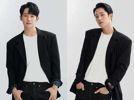 Actor Jung Hae Ins new profile Photograph is being released and is gathering topics.On the 9th, FNC Actor Facebook has posted several photos under the title Jung Hae Ins New Face.The Photograph featured Jung Hae In, who had various costumes and facial expressions; Jung Hae In has digested all of the clear, straight images to the cold atmosphere.In particular, Jung Hae In caught the attention of those who made a expressionless expression in the all-black style.In addition, the photographer of Feelings like Boy is also noticeable with a clear smile.Fans who encountered the photographer responded positively such as It is a real hit, Photograph Feelings are good and It is handsome.Meanwhile, Jung Hae In is appearing on KBS-2TV Jung Hae Ins Walk Report; the routine of Jung Hae In, which he has not seen before, is gaining huge popularity.