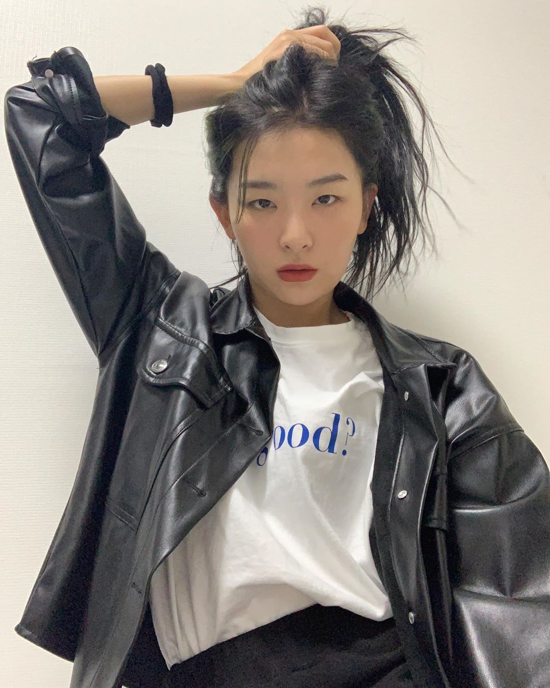 Red Velvet Seulgi has boasted a range of glamours.9th day Seulgi posted several photos on his Instagram.In the photo, Seulgi is staring at the camera with her head tied with one hand.In another photo released together, Seulgi is smiling with his eyes closed, creating another charm.Fans of Seulgi also responded with a hot response, such as It is so cute and Seulgi is the best.Meanwhile, Red Velvet, which Seulgi belongs to, is currently working as Psycho.Photo = Red Velvet Seulgi Instagram