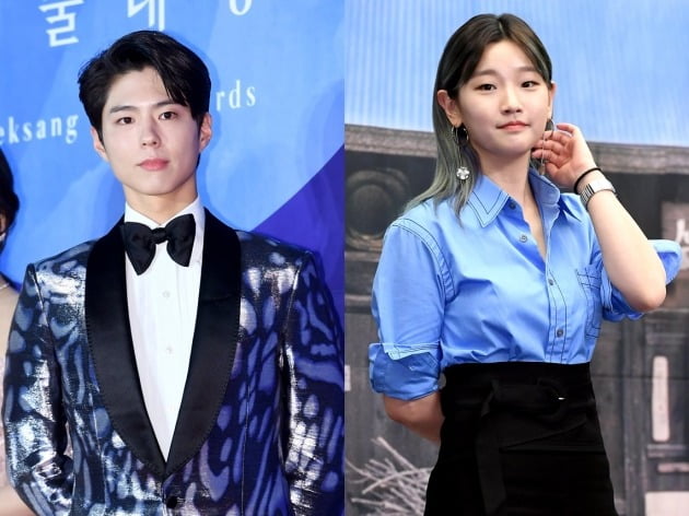 Actor Park Bo-gum, Park So-dam and Byeon Wooseok are expecting to appear on TVNs new drama Youth Record.The TVN said on the afternoon of the 10th, Park Bo-gum, Park So-dam, and Byeon Wooseok met.We finished our first meeting on the 8th and the details are in the process of coordinating, he said.Park Bo-gum, who received favorable reviews for his emotional performance with his partner Song Hye-kyo in last years TVN drama Manfriend, is also highly anticipated by prospective viewers in this work.Park So-dam, who has been baptized after his performance in the movie Parasite, also returns to dramas, not movies and entertainment, for a long time after the end of Cinderella and four knights in October 2016, drawing greater expectations.Here, Byeon Wooseok, who made his debut with TVN Dee My Friends in 2016, joins.Byeon Wooseok became popular in the drama History of Standing Walking, Enter the Search Word WWW and Choseok Hondam Workshop Flower Party.Park Bo-gum and Park So-dam youth record cast Desperate emotional acting masters meeting chemie expectation