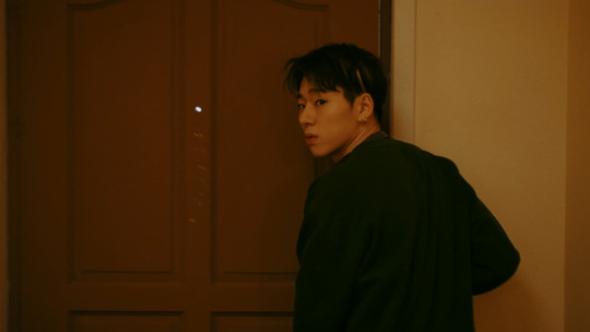 Producers and artist Zico (ZICO) has released a new song, No Song, Teaser video.On January 9, Zico posted a music video teaser video and concept photo of the digital single No Song through the official SNS, and gave a pleasant smile.In the open video, Zico is enjoying music alone, while Friends are visiting birthday celebrations but are not welcome.Behind the appearance of Zico, where Friends birthday party is annoying, the exciting and addictive melody of playing any song that flows out catches the ear.Especially, the friends in the video are friends of the actual Zico school days, and they added meaning by building precious memories.In addition, a concept photo containing the concept of the new song No Song was released.The real look of Zico, who is making a disapproving look among the friends gathered for his birthday celebration, causes laughter.Especially, Zicos comical expression is the best, as if everything is annoying and wrong with any song.Unlike the previous trendy and sophisticated appearance, Zico has released concept photos and music video Teaser in a comfortable and pleasant atmosphere sequentially, raising expectations for a new song No Song.Zico will release a new song No Song in two months after his first regular album THINKING on January 13th.The new song No Song is the most Zico-down song with an exciting melody, featuring a spectrum of Zico that freely crosses rap and vocals.bak-beauty