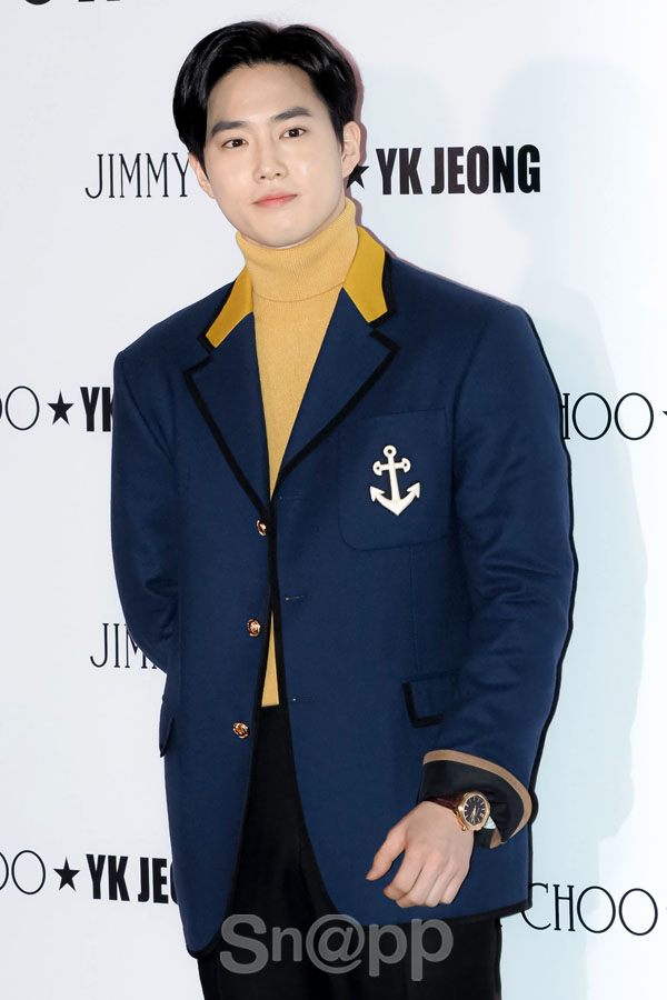 EXO Suho attends the Jimmy Chu X Jung Yoon Ki Collaboration The Highlighted Capsule Event at the Cheongdam-dong dress garden in Seoul Gangnam District on the afternoon of the 9th day.On the other hand, at the event, Winner, actor Suhyun, Lee Hoon, Gong Hyo Jin, Victoria, Kyung Su Jin, Jung Ryeo Won, Han Ye Sul, Lee Jin Lee, Girls Generation Yoona, Black Pink Index, EXO Suho, Ki Eun Se, Park Hae Jin and Seo Ji Hye attended.Written by Park Ji-ae, a photo of a fashion webzine,EXO Suho attends the Jimmy Chu X Jung Yoon Ki Collaboration The Highlighted Capsule Event at the Cheongdam-dong dress garden in Seoul Gangnam District on the afternoon of the 9th day.