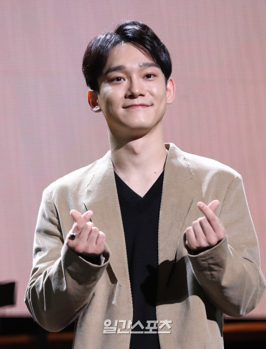 SM Entertainment said on the 13th, Chen met a precious relationship and marriage.The bride is a non-entertainer and Wedding ceremony plans to attend only the families of both families and pay respects. Hello, this is SM Entertainment.Chen met a precious relationship and became marriage.The bride is a non-entertainer, and Wedding ceremony plans to attend the family only and pay respects.According to the familys will, everything related to Wedding ceremony and marriage is carried out in Private,In the future, Chen will reward him with his constant hard work as an artist.I ask Chen to give me many blessings and congratulations.Thank you.Hi, Im ChenI have something to tell you fans, so I wrote this.Im very nervous and nervous about how to start talking,I want to be the first to tell you fans who have given me so much loveI post it in a short sentence.I have a girlfriend who wants to spend my whole life together.I was worried and worried about what would happen due to this decision,The members and the company that have been together, especially the fans who are proud of meId like to get word out a little early so you dont get surprised by the sudden news,I was communicating with the company and consulting with the members.Then a blessing came to me.I can not do the parts I planned with the company and the members.I was very embarrassed, tooI have been more empowered by this blessing.I could not delay the time anymore while thinking about when and how to tell youI was very careful.I am so grateful to the members who have sincerely congratulated me on hearing this newsI am deeply grateful to all the fans who send me love for me.I always do my best in my place, without forgetting my gratitude,Ill show you how to repay the love you sent me.Thank you always.