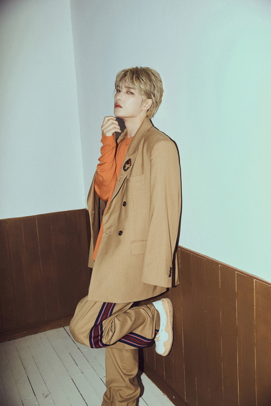 Singer Kim Jae Joong announced the release of a new album Audio Teaser.An Audio Teaser of Kim Jaejoongs new mini-album Ayo will be released through the YouTube channel of Kim Jaejoong and the official SNS channel of CJS Entertainment at 6 p.m. on Jan. 13.The Audio Teaser video will include four Highlights, including the title song Love in the Jerry and Time of the Sea.Kim Jaejoong has raised the expectations of listeners by releasing some of his views on the title song Love in the Jerry through a music video Teaser released on the 10th.The fans reaction is explosive as the Audio Teaser, which will be released at 6 p.m. this afternoon, is expected to be able to confirm the track list of three songs including the title song Love in the Jerry, which had been wrapped in veil.In particular, Kim Jaejoongs second mini-album Ayo is an album containing messages he conveys to those who sing love, so you can meet unique music by artist Kim Jaejoong, who has various feelings ranging from delicateness to explosive emotional lines.Kim Jae Joongs authenticity has been added to improve his perfection, so he will show his true face through this album.Kim Jaejoongs second mini-album Ayo is a love child, song Yo, Calling Love, and has featured four tracks focused on ballads that will give many people a heartfelt feeling from love excitement to separation.The title song, Love with the Jerry, was completed by adding Kim Jae Joongs sad and sad voice, and the power and feelings of the vocals are fully felt, which is expected to make listeners recall and tear their feelings of love.In addition, Kim Jae Joong is a solo Audio commemorating the release of the Mini album through Naver NOW at 9 pm for three days from 14th to 16th on the day of release of the albumKim Jae-jung will host the live Kim Jae-jung Show to meet fans. Through this Audio show, Kim Jae-jung will listen to listeners and all the albums together and release various behind-the-scenes work machines on album work.Kim Jaejoong also reported that he will appear as a guest of Late Night Idol, which Ha Sung-woon hosts at 11 pm on the same day.Park Su-in