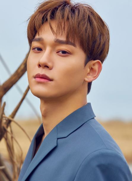 On the 13th, EXO Chen posted a long handwritten letter through SM Entertainments official fan club community Lysn and announced the marriage, saying, I want to be the first to tell the fans who have given me so much love.There is a GFriend who wants to spend his life together, he said, and a blessing has come, along with news of GFriends pregnancy.I was very embarrassed because I couldnt do the things I had planned to do with the company and the members, but I was more encouraged by this blessing, Chen confessed, because I couldnt delay the time anymore, thinking about how to tell you.Chen expressed his gratitude to EXO and officials who gave a heartfelt congratulations to his marriage news and said, I am deeply grateful to the fans who send me love for me.I will always show you how to do my best in my place and repay the love you have sent me without forgetting my gratitude. On the same day, SM Entertainment also announced the news of Chens marriage and said, Chen met a precious relationship and marriage.The bride is a non-entertainer, and the marriage ceremony will be held in a reverent manner by only the families of both families. In April last year, he released his first solo album April, especially the title song April, and Flower topped the charts of major domestic and foreign records, attracting fans attention.Since the same year, he has opened a personal YouTube channel, uploaded various videos including his own songs, and has exceeded one million subscribers when he posted four videos.The name of the name is Dawn Star. SM Entertainment CEO Lee Soo-man said he built it himself. The nickname is Chenshing Machine.