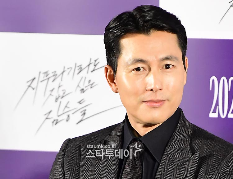 Jung Woo-sung, sculpture-like visual <p>13 am Seongsu-dong Megabox Castle Point from the movie straw even look like the beasts ofproduction presentation took place.</p><p>This day making presentations on an actress Jung Woo-sung, conduction delay, Yun by, Shin Hyun-bin, Jung Ga-ram and Kim Yong-Hoon, the Director attended.</p>
