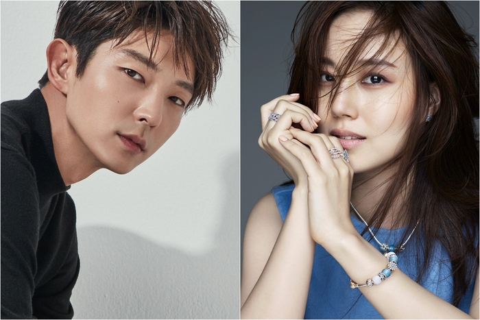 Actor Lee Joon-gi and Moon Chae-won confirmed their appearance on TVN Drama Flower of Evil.TvN said on the 14th, The two people match the couple co-work in Flower of Evil.The Flower of Evil is a couple suspense melodrama of a man who hid a brutal past and changed his identity and a homicide detective wife who traces his past.PD Kim Cheol-gyu, who directed Drama Confession, Mother and Way to the Airport, will direct and write a script by a new writer Yoo Hee-jung.Lee Joon-gi is a family man devoted to his wife and daughter, but he plays Baek Hee-sung, who has been completely cheating on his wife to get the present.Moon Chae-won plays a cart that undergoes a violent feeling change from innocent husband wishing to handcuffing her husbands wrist.The Flower of Evil is scheduled to be organized this year.Lee Joon-gi and Moon Chae-won confirmed TVN Flower of Evil appearance Couple co-work