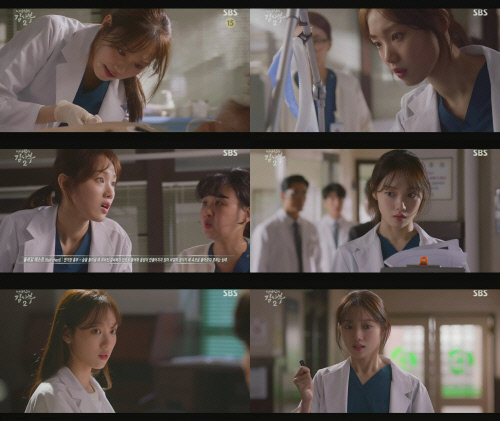 In the episode 4 of SBSs Drama Romantic Doctor Kim Sabu, which aired on the 14th, Lee Sung-kyung played a crucial role in rescuing Kim Sabu, who was in a Danger suit for medical negligence.Park Min-guk (Kim Joo-heon) and Yang Ho-joon (Ko Sang-ho) started to say that there is no surgical recording to cover up the second surgical error of Minister of National Defense that they committed to Kim Sa-bu (Han Suk-kyu).However, Eun Jae, who came across the existence of USB with the video, refused their proposal to send it to the main office if he kept the secret.And she exposed all this in front of the son of Minister Ministry of National Defense, giving viewers a sense of excitement.This is not the only thing. On this day, Eun-jae successfully completed the first aid treatment by noticing that the patients symptoms were flail chest in an emergency situation.I looked at her with all the surgeries, but Eunjae passed Danger with a professional quick response without shaking.Kim Sabu, who watched all of this process, said, The response was quick.I am your first patient. When I first acknowledged my skills, I said, I am very good at learning. Those who see the cute side of Eunjae who sincerely apologizes to Woojin (Ahn Hyo-seop) for crying, laughing, misunderstanding and saying something in a word of Kim Sabu are gradually falling in.It is still a poor and unstable youth, but this opportunity has confirmed the growth potential of the family members and Kim Sabu of Doldam Hospital.She is suffering from a painful growth pain, and she is focused on how she will change and act in Doldam Hospital in the future.It airs every Monday and Tuesday at 9:40 p.m.Photos  SBS