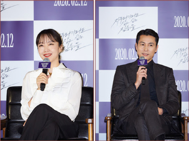 Rolaha in South Korea is the director of Production by Jeon Do-yeon, Jung Woo-sung, Youn Yuh-jung, Shin Hyun-bin, Jung Garam, and Kim Yong-hoon of the best anticipated film Woods Want to Hold a Jeep in February, She took her place at the briefing session.Jung Woo-sung, who was in the swamp of Hantang due to his lost lover, said, I am a character who dreams of perfect revenge despite being a human who can not do bad things.Youn Yuh-jung, who was trapped in the past memories, said, I have been acting like a real character since rehearsal with Jeon Do-yeon. He said that he had once again cooperated with Jeon Do-yeon and <Maid>.Shin Hyun-bin, who plays Miran, whose family is broken due to debt, predicted that Miran is an instinctive person who lives every day, so I focused on the moment of the situation of Character and Acted it.In order to complete the character of the illegal immigrant Jintae station, which does not choose means and methods to make money, it succeeded in transforming from weight loss to hair bleaching and dialect Acting.All the seniors gathered and were nervous enough to shake their hands when reading the first script.But after meeting with seniors, it was fun to go to the filming site and the scene itself was fun. He said that it was an image that energized the drama as much as a candid character who did not hesitate to express his emotions.Director Kim Yong-hoon, who made his debut in the first commercial film with this work, said, It was a great honor and a dream to work with Legend Actors.It was a lot of burden because it felt like playing the All-Star game from the first game, but the actors filled the shortage or empty part. On the other hand, Jeon Do-yeon raised the expectation of a unique and clever crime drama that can not be easily seen, saying, The dramatic composition, not the obvious crime drama or genre, was fresh and the script was fun.Here Jung Woo-sung says, There are plenty of characters in our movie. Various characters follow each other with a bag of money.It would be interesting to express ordinary humans from different perspectives of each actor who plays the character. In addition, director Kim Yong-hoon said, I tried to characterize space to explain various characters.I wanted to show how the characters have lived through space and how they are experiencing psychological conditions and changes. He said that he did not only solid and inhaling development but also delicate production that enhances the immersion of the drama.Especially, the first meeting between Jeon Do-yeon and Jung Woo-sung, which collected a big topic between the critics and the public from the casting stage, heated the production briefing session scene as much as the topic.Jeon Do-yeon of Michelle Chen said, It took me a while to adjust at first, but after I was finished, I was sorry and I thought I wanted to act together for longer.Jung Woo-sung said, Jeon Do-yeon was awkward at first, but I was surprised to think that even that part was created by Michelle Chen character. He expressed his admiration for the immersion of Acting by Jeon Do-yeon.The intense crime drama , which was created by the combination of two actors, Bae Sung-woo, Youn Yuh-jung, Jung Man-sik, Jin Kyung, Shin Hyun-bin, and Chung Garam, as well as two actors in South Korea, Along with this, it will provide differentiated stimulation with a unique and clever composition that was not seen in existing Korean movies.The most intense crime drama of 2020, The Beasts Who Want to Hold the Spray, which is completed by the best cast of South Korea and the dense and clever composition, is scheduled to open on February 12, 2020.