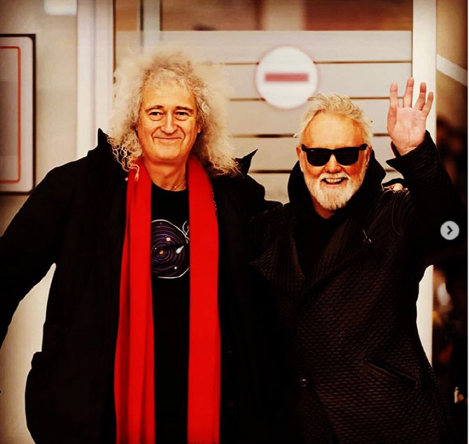 British legendary band Queen opens Ellie Goulding after five years and five monthsQueen first visited Korea as a headliner for the rock festival Super Sonic 2014 held at the Seoul Jamsil Sports Complex auxiliary stadium in August 2014.After five years and five months, the company will meet Korean fans once again with Hyundai Card Super Concert 25 Queen at the Seoul Gocheok Sky Dome on the 18th ~ 19th.Brian Joo Theresa May also expressed his gratitude to Korean fans for their hospitality through his Instagram.Brian Jooo Theresa May, on the 15th, Thank you to Korean fans for their amazing welcome, while certifying the gifts received from Korean fans,glossy bagGocheok Sky Dome Shows between 18th and 19th