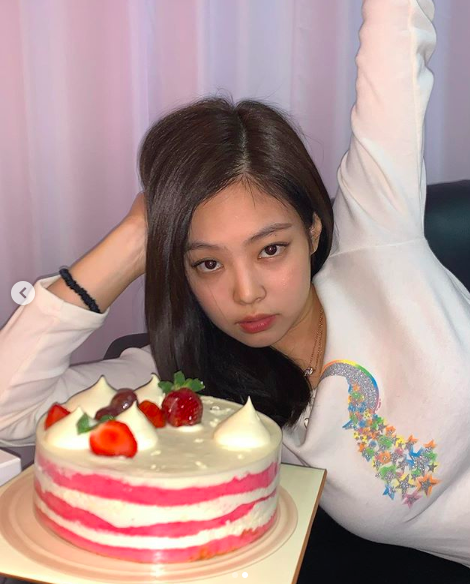 BLACKPINK Jenny Kim is celebrating her birthday on January 16th.Jenny Kim posted two photos on her SNS on the 16th, along with Pre birthday cake by post.In the picture, Jenny Kim poses with Cake in front of her, especially with her cuteness.Here, YG Entertainment also unveiled a poster for Jenny Kims birthday, which is a bright smile with her arms open.Many BLACKPINK fans are also celebrating Jenny Kim, and members also celebrated Jenny Kims birthday through SNS posts and comments.Meanwhile, BLACKPINK, which Jenny Kim belongs to, is working on a new album with the Japanese Dome Tour.BLACKPINK Jenny Kim SNS, YG