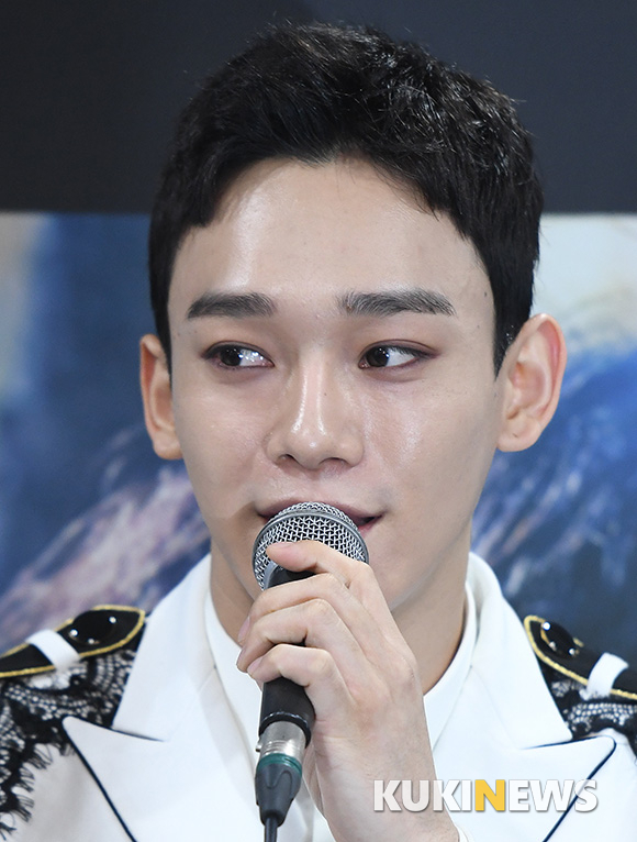 Some fans claims that group EXO member Chen should be Exited from the team are getting more intense.SM Entertainment is determined to go to Rally if it does not officially enter the company until 18th.The EXO El Ace coalition, which consists of paid members of EXOs official fan club EXOel, created an official community on the 15th, and demanded Chens team Exiting the following day.It happened after Chen informed the news of marriage and the pre-principals pregnancy through a handwritten letter on the 13th.The coalition argues that Chens marriage and pre-wedding pregnancy seriously undermined the image of EXO and caused the division and disruption of fandom, which is likely to damage EXOs activities.In addition, SM Entertainment warned that If there is no SM Entertainment answer to the requirements by 18th, EXO El will enforce any form of demonstration directly or indirectly, demanding that Chen withdraw from EXO, disclose transparent and accurate schedules, protect artists and manage portal site search terms.In fact, if SM Entertainment does not answer, the union will hold a Chen Exiting protest in India in front of SM Town COEX Atium in Yeongdong-daero, Seoul from 1 pm to 6 pm on the 19th.On the other hand, fans who support Chen are confronting SNS with hashtags such as Chen is in Chen, EXOel is Jekyll Chen and Jongdae, and SM precious Chen.I have a girlfriend who wants to spend my life together, Chen said, and (about) blessings have come to us. At the same time, he announced Marriage and the second generation.According to the familys will, the agency will carry out all matters related to marriage including marriage ceremony in private.