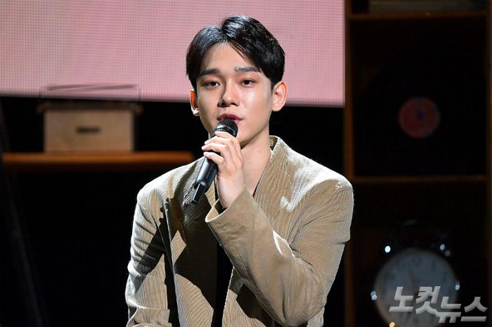 While fans reactions to the announcement of the marriage and pregnancy of boy group EXO member Chen (real name Kim Jong-dae) are mixed, some fans demanding team Exiting said they would carry out Protests if their agency SM Entertainment (hereinafter SM) does not disclose their position.Many fans were deeply shocked by Chens unilateral notifications of the news of the marriage and the pregnancy of his spouse, the EXO-El Ace (EXO-L ACE) coalition, which consists of paid members of EXO fan clubs, said in an official statement on Wednesday. Chen declares his withdrawal from support for acting as an EXO member.The EXO - El Ace coalition voiced that the group image was seriously damaged by the arbitrary action of Chen, with the tags of marriage stone and major stone and various rumors being mass-produced.The division and breakdown of fandom have reached a serious state, and there are more fans who expect EXOs group activities to become unstable in the future.In the meantime, they asked SM to Exit Chen at EXO and to disclose it transparently if there is any change or misfire in EXOs group activities due to this incident.It also required the protection of The Artist and the management of portal site search terms.Finally, the EXO - El Ace coalition said that if SM does not respond to the requirements by the 18th, We will carry out any form of protests indirectly and indirectly, he said. We will wait for wise judgment for the bright prospect of The Artist.SM has not yet made a position on this issue.