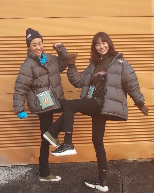 Actor Lee Ju-young and SBS Running Man certified photos were released.Lee Ju-young agency Wywon Entertainments official Instagram will feature Lee Ju-young Actor on January 19 Today at 5 pm! Running Man.Juyoung Actor is going to show Actor and best friend chemistry soon!I hope you are very excited about the performance of Juyoung Actor, and do not forget the soul catch the premiere. The picture shows Lee Ju-young and Kim Sae-rok smiling brightly while standing side by side. Lee Ju-young and Kim Sae-roks cheerful atmosphere catch the attention.The remorseful look of the two actors in another photo also attracts attention.delay stock