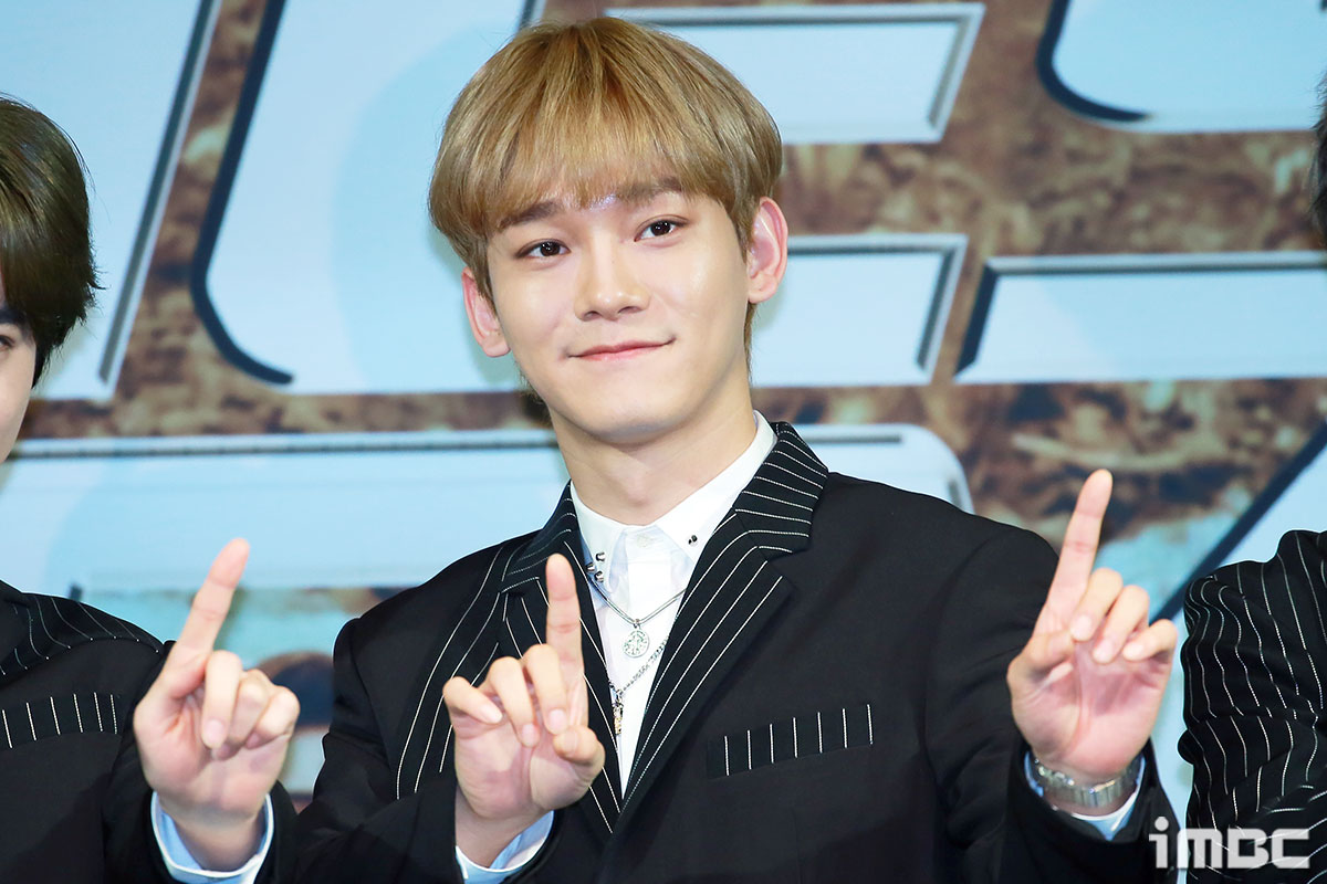 The group EXO Chen resumed its musical activities after the announcement of the marriage.Amoeba Culture posted a music video teaser for Dynamic Iruvars new collaboration single Alone on the official SNS on the 20th.Chen was in the song.Music Video teaser video attracts attention with the intersection of elderly men and young women.The two men, who have a lonely atmosphere somewhere, wander around various places and face each other in the train and the video ends.The Music Video is filmed in Sicily, Italy, and has European sensibility throughout the scene.Dynamic Iruvar and Chen were once in a breath with the first single Waiting A from the soundtrack project Mixxture in 2017.At that time, he won the best collaboration category in 2017 MAMA as well as the first place on the music chart.Dynamic Iruvar and EXO Chens collaboration single Alone will be released on various music sites at 6 pm on the 23rd.iMBC  Photo iMBC  Photo Provision = Amoeba Culture