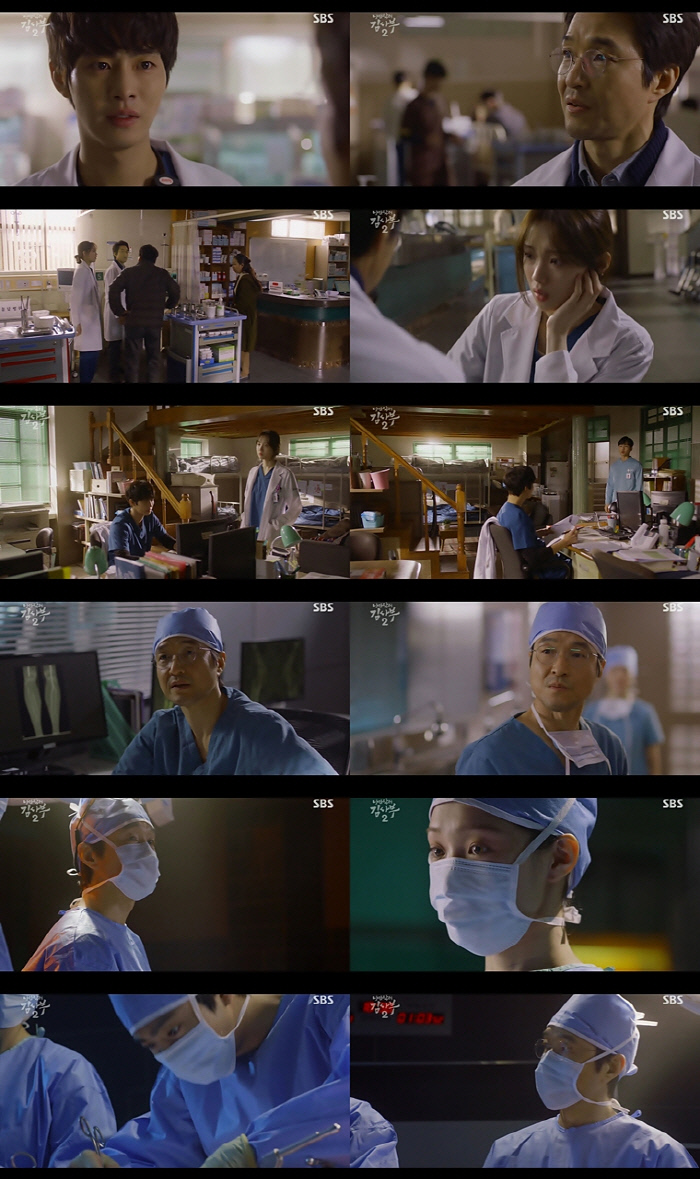 Romantic Doctor Kim Sabu 2 Han Suk-kyu, Lee Sung-kyung and Ahn Hyo-seop have joined together to complete the New Stone Damages.In the 5th episode of SBSs Drama Romantic Doctor Kim Sa-bu 2, which was broadcast on the 20th, the first and second parts achieved 18% of the metropolitan areas ratings, 17.6% of the nationwide ratings, and 19.3% of the highest audience ratings in the moment, and ranked first in all terrestrial-long-run programs broadcast on the same time zone.In addition, 2049 ratings recorded 7%, revealing its strength as a floating anbang theater throne.On the day of the broadcast, the emergency room of Doldam Hospital, which is hit by emergency patients like a storm, was urgently seen on Friday.Doldam Hospital was hit by an emergency patient every Friday because 50,000 people gathered at the casino every weekend 30 minutes after a highway and four national highways nearby.Moreover, the emergency room of Doldam Hospital became a mess when a 5-year-old boy who was unconscious due to an overdose of Flu drugs, a 15-year-old girl who was addicted to drugs due to family suicide, and a father who attempted family suicide.At this time, Seo Woo Jin (Ahn Hyo-seop), who had survived the past suicide attempt with his family, felt dizzy at the explanation of the 15-year-old and did not respond to Kim Sabus order to look at the suicide attempt Father.And Seo Woo Jin turned around, saying, I was trying to die, but I do not know why I have to live.When Kim asked, So you want me to die? Seo Woo Jin replied, I have already decided to die. After the patient was in an emergency, he left.In the end, Kim decided to operate on two patients who were in urgent need of surgery at the same time, including a suicide attempt Father, a Russian man with a hip fracture.However, Seo Woo Jin turned away from Park Eun-tak (Kim Min-jae), who had been ordered by Kim Sa-bu, saying, I was not willing to save such a person. Park Eun-tak told Seo Woo Jin, I learned that patients can choose a doctor, but doctors can not choose a patient.As a patient, we should not discriminate against any of us. And then he said, Shame. On the other hand, Lee Sung-kyung was beaten to the chin when he tried to assault a foreign mother who was scared by a 5-year-old boy who was in danger by taking a large amount of comprehensive Flu.Cha Eun-jae, who was bringing water to a foreign mother who was shaking in the waiting room, suspected domestic violence when she saw bruises on her body and asked Mr. Gu (Lee Kyu-ho) to watch.After that, Cha Eun-jae repeatedly worried about giving a drug to remove the nausea that Kim Sa-bu had specifically prepared to enter the operating room for vascular suture. He put the drug in his mouth and ran into the operating room area, and Kim Sa-bu asked Cha Eun-jae and Bae Moon-jung (Shin Dong-wook) to operate the room twice.At the moment, Seo Woo Jin appeared as an operating room area and told Kim Sabu, It is not bad, not bad, as a doctor, it is shameful.After the surgery, Kim was praised by Kim Sabu, who was Thank you, and he was thrilled by the appearance of Seo Woo Jin, who was listening to Kim Sabu by operating a tearful Cha Eun-jae and a suicide attempt Father.In the fifth ending, Park Min-guk (Kim Joo-heon) accepted the position of director of Doldam Hospital, and Yeo Un-yeong (Kim Hong-pa), who was notified of his dismissal, left the Doldam Hospital with a heart-wrenching last greeting.Everything has its beginnings, and there are its ends. Dont be too sorry. Good-bye, everyone.Like a stone wall ... like you and looked at the emergency room of the stone wall hospital like a storm.On the other hand, Romantic Doctor Kim Sabu 2 is broadcast every Monday and Tuesday at 9:40 pm.