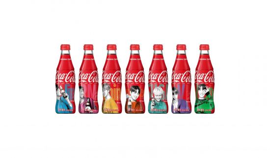 Coca-Cola, a global brand loved by World people, is focusing on marketing to select Models for each product in the Korean market and convey messages.Focusing on invisible values ​​and focusing on brand campaigns.According to related industries on the 26th, Coca-Cola selected Red Velvets Seulgi with actor Park Bo-gum as an advertising model this year.Park Bo-gum is working as a Coca-Cola Model for the third consecutive year, starting with the 2017 campaign Its getting closer when it pulls!There is only one reason Coca-Cola continues to collaborate with Park Bo-gum.This is because the message that can be delivered through him is accurate and positive for Coca-Cola brand image.Park Bo-gum is an icon of gratitude. Park Bo-gum is famous for saying thank you in broadcasts and interviews.In addition, he has shown his Icon of Thank you by taking care of his family, friends, staff, and others, and conveying his heart generously.Park Bo-gum syndrome continues to produce new words such as Bogum Magic, God Bogum, and Ending Fairy.This year, Coca-Cola, with Park Bo-gum, is delivering a beautiful smile and a warm hearted look with loved ones.Unlike his chic appearance, Seulgi is called Seulgi among fans with pure charm, and is loved by his positive energy and passionate appearance, adding synergy to the message conveyed by Park Bo-gum.Coca-Cola will host the New Years campaign Little Big Moments (small but precious) with Park Bo-gum and Seulgi this year, informing them that small but precious happiness in everyday life is beautiful and shining value, and conveying message of support and support.The image of Park Bo-gum, who has been active in Model since 2017, and Seulgi, which is loved by its unique positive energy, has been selected as Model in line with Coca-Colas 2020 New Year campaign, said a Coca-Cola official. This Coca-Cola New Year campaign with Park Bo-gum and Seulgi has been a small but meaningful one in everyday life. We hope to find our own precious happiness.Earlier, Coca-Cola was also loved for its Model collaboration with global group BTS (BTS).Coca-Cola launched a special edition with BTS in January last year, featuring thrilling cheering and hope messages, drawing industry attention.This package was part of the Share a Coke campaign that has been launched since 2014, followed by the 5th storytelling package, followed by the Nickname X Message Package, the 12 Kanji Animal Character Package, the Imoticon Edition Package, and the Carcao Friends Package.Coca-Cola had signed a Model contract with BTS to convey the thrilling message of cheering that it is as brilliant as it is to consumers who have lived harder than anyone else.Using the titles of the global group BTS, which gives hope and courage to former World youths with songs, dances, dreams and passions, to include a thrilling message of support and encouragement so that consumers can start a year of strength.In each package, the image of the seven BTS members is expressed in a sensual and modern illustration on a red background symbolizing Coca-Cola, adding to the value of the collection.In particular, it attracted attention by putting a support message using the titles of BTS hit songs such as Your Spring Day Today, This Year, Burning, You Are Really Sick, You Are My IDOL, Go Rather than Angry, RUN as You, and Im Fine on the product label.Coca-Cola, New Years Campaign Model Park Bo-gum. Since 2017, small but precious happiness in the daily life is beautiful and shining value spread. Last year, with BTS, send a message of support and encouragement.