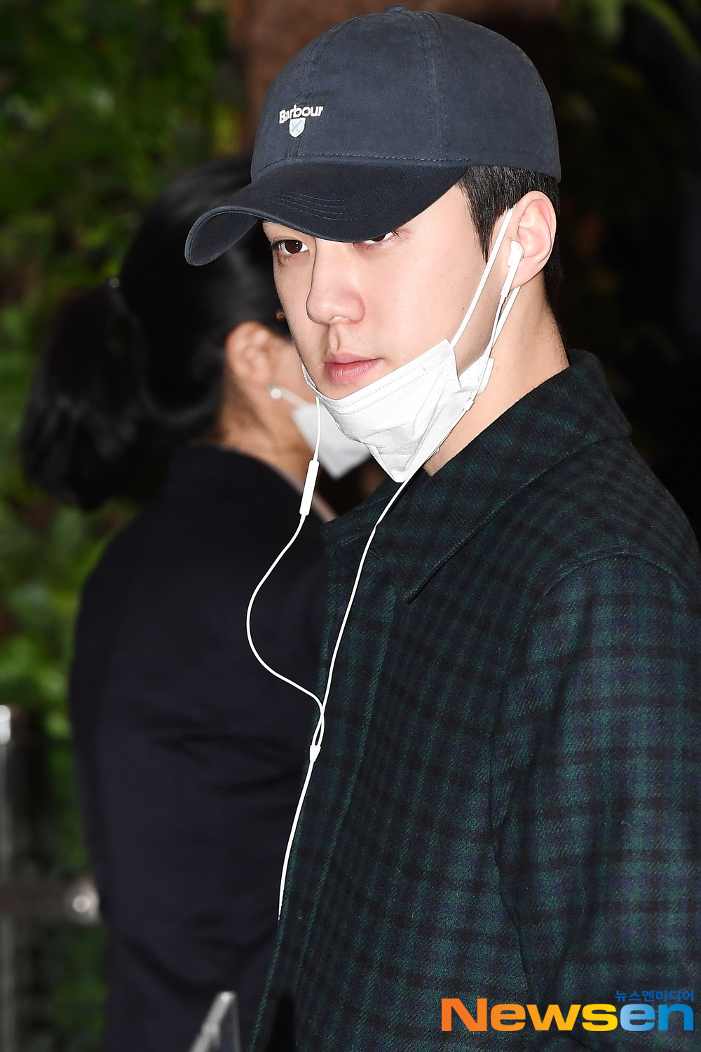 EXO member Sehun (SEHUN) is leaving for Haneda, Tokyo, Japan, on the afternoon of January 27 to attend EXOSC Japan Special Event 2020 schedule through Gimpo International Airport in Banghwa-dong, Gangseo-gu, Seoul.exponential earthquake