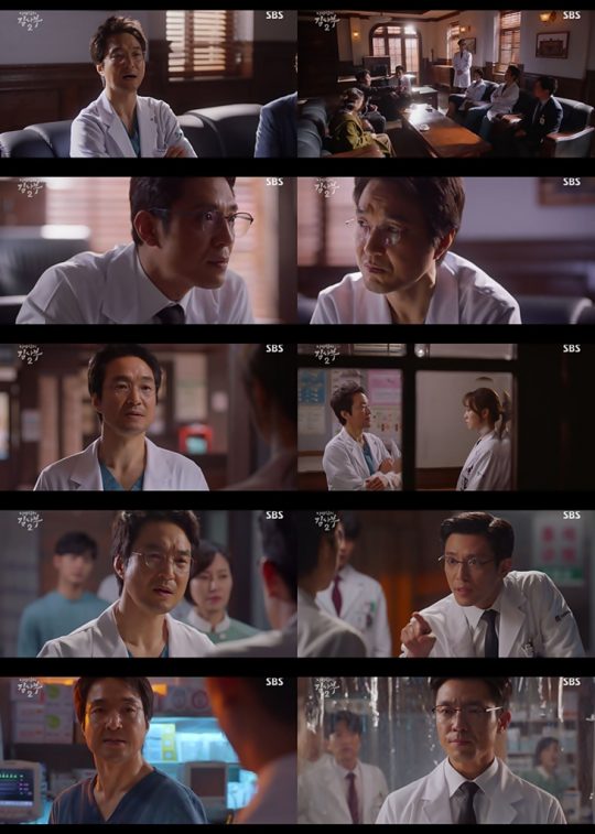 In SBS Romantic Doctor Kim Sabu 2, Han Suk-kyu told Kim Ju-Hun, who was dotted with his own distorted logic.The 7th episode of Romantic Doctor Kim Sabu 2, which was broadcast on the 27th, achieved Nielsen Korea standard, 18.3% of metropolitan TV viewer ratings, 18% of national TV viewer ratings, and 20.5% of the highest TV viewer ratings.2049 TV viewer ratings recorded 8.5 percent, reaching the top of the entire channel on Monday, proving dignity as the strongest man in the anvil theater.On the day of the show, Han Suk-kyu rejected the patient with his own understanding logic and made a sharp concept toward Park Min-guk, who made a self-righteous claim.In connection with the accident that caused Cha Eun-jaes injury, Kim Sa-bu asked Park Min-guk to call the police first and ask for the details.Previously, Cha Eun-jae was injured when he tried to help his foreign wife, who is suffering from domestic violence.My sons life is in the hands of Physician teachers, but we are not, Physician teachers are the same, the Korean husband said, saying that Cha Eun-jae walked Sibi first.Kim said, Do not put a frame on the face of the weak, pretending to be the weak, and that is the thing.But the Korean husband did not make any arguments.Even the scene where Cha Eun-jae seemed to be sibi-singing to her Korean husband was recorded on CCTV. Park Min-guk apologized to Cha Eun-jae and asked Kim Sa-bu to move on quietly.But Kim said, If Physician was injured in the hospital and I was wrong, I would have gone to an emergency, but quietly, smoothly?Park Min-guk threatened that the more that happens, the more disadvantaged Mr. Cha Eun-jae will be.When Kim Sabu responded, What if you can not do that? Park Min-guk did not back down, saying, You can give up the position.When Cha said he would apologize for the inconvenience of the hospital because of himself, Kim said, It is very uncomfortable.Youre going to get down on your knees and bend over the trouble, pretend you dont know it, and youre going to be able to live a cheap life no matter what youre treated for.But Cha apologized without taking Kims advice, and it was only after he was told to leave Doldam Hospital for the responsibility of the accident that he felt that Kim was right.At that time, when the number of weapons committed for murder was injured and brought to Doldam Hospital, Park Min-guk ordered that he return the patient to other patients saying it could be a threat.In response to Park Min-guks excuse to lead the Doldam Hospital safely and stably, Kim Sa-bu said, When the Fellow was attacked, I just covered it and why did not it fit?And then a Korean husband who was stabbed by a foreign wife came into the emergency room, and Erest came and died.Looking at her late Korean husband, Kim said to Park Min-guk, Home violence is not accidental. Cha Eun-jae was injured trying to prevent it somehow.You were the head of the hospital, and you should have somehow stopped the vicious cycle, but you just covered it. I wouldnt have done this if I called the police then. Principles? Thats funny. Im so afraid of shit on you.He then shouted, Move to the Hybrid Room, the number of weapons committed for murder.Kim once again emphasized the belief that Kim Sabu respects human life and emphasizes human beings to Park Min-guk, who claims the logic for his own life, and conveyed deep enlightenment to the house theater.The 8th episode of Romantic Doctor Kim Sabu 2 will be broadcast at 9:40 pm on the 28th.