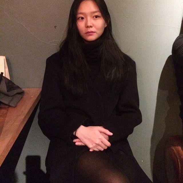 Actor Esom boasted an extraordinary atmosphere.Esom posted a picture on his Instagram on January 28th.Esom in the open photo is looking somewhere with chic eyes, and Esom, who shows off his elegant atmosphere even if he sits still, attracts attention.Esom boasts superior visuals despite not being glamorously decorated.Park So-hee