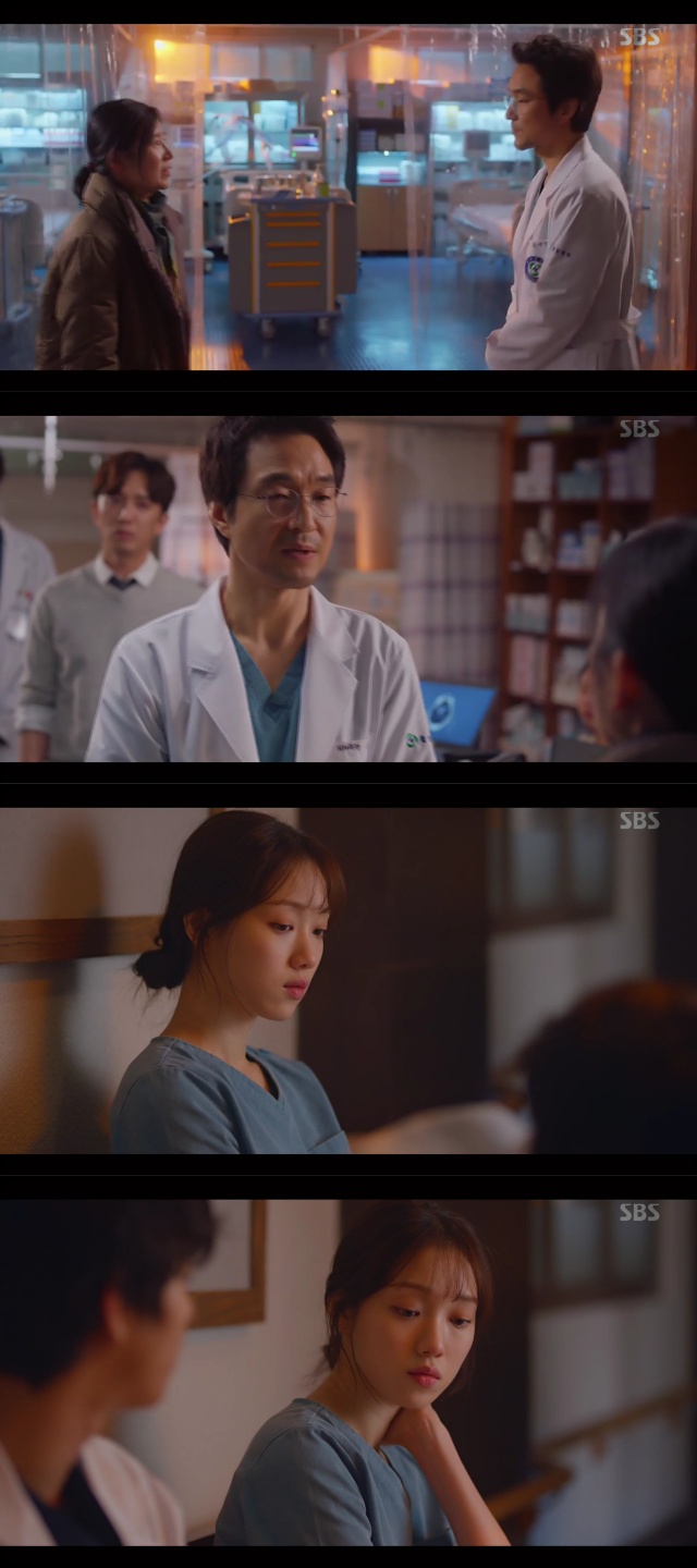 Ahn Hyo-seop of Romantic Doctor Kim Sabu 2 encouraged Lee Sung-kyung.In SBS Drama Romantic Doctor Kim Sabu 2 broadcast on the 28th, Seo Woo Jin (Ahn Hyo-seop) told Lee Sung-kyung, who feels self-defeating, that he is talented as a Physician.On the day, Kim said that surgery could be unlikely to the Guardian of the paramedic who lost consciousness.The Guardian took Kims hand and begged him, Why cant you operate on him? Kim said, Theres nothing I can do about it now.The Guardian looked at the fallen paramedics and said, My mother is here. Then she cried, Oh, my baby, my daughter.The sight of her unconsciousness left him unable to speak, and shed tears. Kim was sad and sorry to see them.After the surgery, Cha Eun-jae asked the disheartened Seo Woo Jin what happened, and Seo Woo Jin said, I think the paramedics died of brain death.Cha said, I killed two people, referring to the murderer he had operated on.I didnt have the will to live (he), Cha said. I want to hold on to him and try to live somehow.Then Seo Woo Jin told Cha Eun-jae that he was talented in Physician.Seo Woo Jin said, This is a talent, he said. Is not your neck looking at the patient even if the knife comes in?Physician is such a mind, said Seo Woo Jin. It is not a talent because it is good for damage.Then Cha Eun-jae smiled as if he was feeling good.Park Eun-tak rushed to the appointment place with Yoon-Am after the surgery, but Yoon-Am was not there. There were only employees of Doldam Hospital such as Jang Gi-tae, Jung In-soo and Joo Young-mi, not Yoon-Am.Park Eun-tak called Yoon-Am, who said, I came back to the hospital. I thought she was still in the process. Eventually, the two people were out of order.