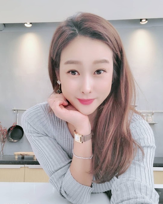현영 이미지