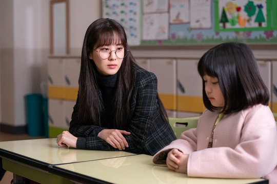 Hello Dracula Seohyun gives a special sympathy to break down into Anna with Secret.On February 17th and 18th, Goodbye Dracula (director Kim Dae-ye, playwright Ha Jung-yoon, production Drama House) released a still cut of Seohyun that was transformed into an Elementary school teacher Anna with Secret on January 30th.From the warm Sight looking at the children to the eyes in deep trouble, it amplifies expectations by foreshadowing delicate emotional acting.Hello Dracula tells the story of the growth of people who have faced the most obvious problems in life.The Hi Dracula, which consists of three omnibuses, is a daughter Anna (Seohyun), who has been unconditionally lost to her mother, and her mother Mi-young (Lee Ji Hyun), who has definitely won only for her daughter, Seo-yeon (Lee Joo-bin), an indie band vocalist who is worried between dreams and reality, and Yura, a child who grew up eating gold spoon terrain (Seo Eun-yul) and snowballs. a special friendship story of the .Seohyun, Lee Ji Hyun, Lee Joo Bin, Ko Na Hee, and Seo Eun-yul, who will draw colorful growth stories, will make a special appearance by Oh Man-seok, Ji Il-ju and Lee Cheong-a.Seohyuns transform, which has returned to a mature shape in the photo released on the day, stimulates expectations.Anna, an Elementary school teacher, has a milder and warmer atmosphere than anyone else when she is around the children.I can feel the warmth of Annas appearance, which treats students with a friendly smile and deeply sympathizes with a child who is worried.But Annas face, with her cell phone in another photo, captures Sight in a reversal atmosphere.It seems calm, but the eyes filled with worry add to the story of Anna who kept Secret that she could not tell.The Anna that Seohyun plays is an Elementary school teacher who keeps Secret that he can not say.For her mother Miyoung, Anna is a good daughter who wants to boast anytime and anywhere.As Anna takes out the story that she put off to be recognized as as it is to Miyoung, her mother and daughter face each others sincerity that they have ignored.The truthful story of Reality Mother and Child, which feels even farther away from being close, is expected to create a sense of touch and empathy.Expectations and attention are focused on the synergies of Acting by Seohyun and Lee Ji Hyun, who will draw the intimate story of Mother and Daughter.Seohyun explains that Anna, who has lived in the worlds light, is a person who strives hard to show herself to her mother, the only family, and Hello Dracula to me is a Drama who wants to share with many people and waits.I hope that it will be a gift-like drama for viewers as it is a warm-hearted human drama. kim myeong-mi
