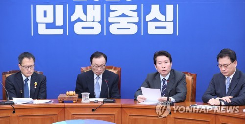 여, 심재철 '가정은 여성의 몫' 발언에 "남성 우월주의 드러내" [연합뉴스 자료사진]