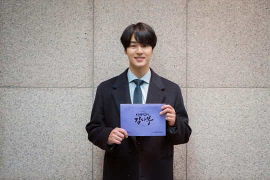 Actor Yang Se-jong will make a SEK appearance in Romantic Doctor Kim Sa-bu 2.On the 4th SBS drama Romantic Doctor Kim Sabu 2, Yang Se-jong, who appeared as Do In-bum, the son of Do Yoon-wan, appeared in Season 1.Yang Se-jong walked to the hospital after receiving a call from Yoon A-reum (Sho Ju-yeon). Some of Yang Se-jongs faces were revealed on the day, and viewers attention is hot.According to the production crew, Yang Se-jong is known to have made a SEK appearance as a no-garant after the relationship of season 1.Yang Se-jong, who decided to make a SEK appearance before Enlisted, said, The romantic doctor Kim Sabu and Do In-bum are really meaningful and precious gifts to me. This SEK appearance seems to remain a very SEK memory for a long time. I am very excited and excited. Romantic Doctor Kim Sabu 2 is broadcast every Monday and Tuesday at 9:40 pm.Yang Se-jong, Romantic Doctor Kim Sabu 2 Sek appearance Before Enlisted last work