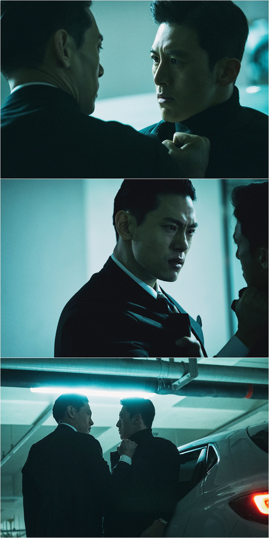 A bloody collarman of Coriander and Teo Yoooooo has been spotted.TVNs tree drama Money Game (played by Lee Young-mi/directed by Kim Sang-ho) unveiled SteelSeries on February 6 with a close confrontation between Coriander (played by Chae Yi-heon) and Teo Yooooo (Eugene Han).In the last episode of Money Game, Lee Hye-joon (Shim Eun-kyung) was instructed by Na Jun-pyo (Choi Byung-mo) to manipulate the exchange rate for The Bahamas, and pretended to participate in it, but in reverse, he was shown to make a huge loss to The Bahamas.Eugene Han, who is resentful of this, is trying to harm Lee Hye-joon, and Chae-heon witnessed this scene, and attention is being paid to future development.Among them, SteelSeries shows Coriander in front to save Shim Eun-kyung.Coriander and Teo Yoooooo are holding their necks, and as if they are fighting, there is no concession, which gives a sense of tension.Moreover, in the eyes that hit, the spark will happen at any moment.As such, expectations for what Coriander - Teo Yooooo, which produces breathtaking tensions with just SteelSeries, will show up on this broadcast rise vertically.minjee Lee