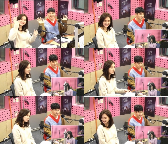 Actor Jung Ga-ram and Shin Hyun-bin appeared in SBS Power FM (Seoul and Gyeonggi 107.7MHz) Cinetown of Jang Ye-won, which was broadcast on the morning of the 6th, to promote the movie The Animals (Director Kim Yong-hoon) who wants to catch even straw.Shin Hyun-bin explained in the movie introduction, It is a movie that shows how people who have to catch their money bags in front of one money bag turn into animals.Jung Ga-ram added, Jeon Do-yeon, Jung Woo-sung, Bae Sung-woo, Yoon Yo-jung, Jung Man-sik, Jin Kyung, Shin Hyun-bin and Jung Ga-ram.Shin Hyun-bin said in a statement by Jung Ga-ram, I am an illegal resident who came to Korea to make money.It feels like a rough and dangerous person, and it is an instinctive and animal role to meet Miran and propose to help Mirans situation and run to succeed the proposal. Jung Ga-ram commented on the Miran station played by Shin Hyun-bin, It is a role to find a way to solve it by meeting the truth while working hard.It is a role to run, which is sharper than the first time to follow money. When a listener asked, What is the movie short for? Shin Hyun-bin said, Its Zipodle. The movie name is long, but once you hear it, it is not forgotten.If you look at the movie, you will know why, so please watch it in the movie theater. The two filmed the movie with the presidential election, Jeon Do-yeon.Shin Hyun-bin said, I had expectations and worries, but I was very comfortable and I was willing to meet.I was hit every day because I had a feeling of original girl crush. Jung Ga-ram told Jeon Do-yeon, I thought you would be relaxed and comfortable because you have a lot of experience, but since you received the makeup, you focused and did not let the script go out of your hand.I was really immersed and made it fight. Meanwhile, the movie The Animals Who Want to Hold the Jeep starring Actor Jeon Do-yeon, Jung Woo-sung, Shin Hyun-bin, and Jung Ga-ram, has been released in the aftermath of the new corona virus.