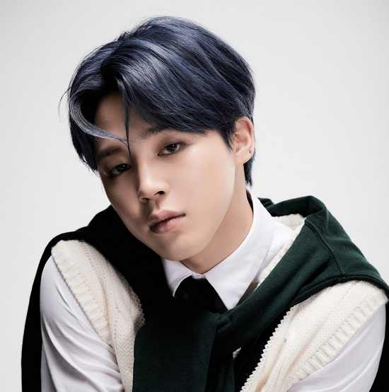 Group BTS Jimin gave off a deadly look that captured Sight.At 0:00 on the 13th, BTS posted the fourth concept photo of the regular 4th album MAP THE OF THE SOUL:7 on the official website and SNS channel.This time, it included the members who turned into students.The members dressed up in school look turned into fresh students, and they were refreshing.Especially with Jimins adorableness, he captured Sight, who also wore a white shirt, a tie, inside an ivory knit vest.Jimin turned into a perfect student, wearing a cute school look and a green neckcap, with a variety of facial expressions that attracted attention, ranging from a dainty look to a faint look.The fans who responded to the photos responded such as The peak boy is Explosion, It is really in the eyes, It is a photo hit until the end.Meanwhile, BTS regular 4th album MAP OF THE SOUL: 7 will be released simultaneously around the world at 6 pm on the 21st.