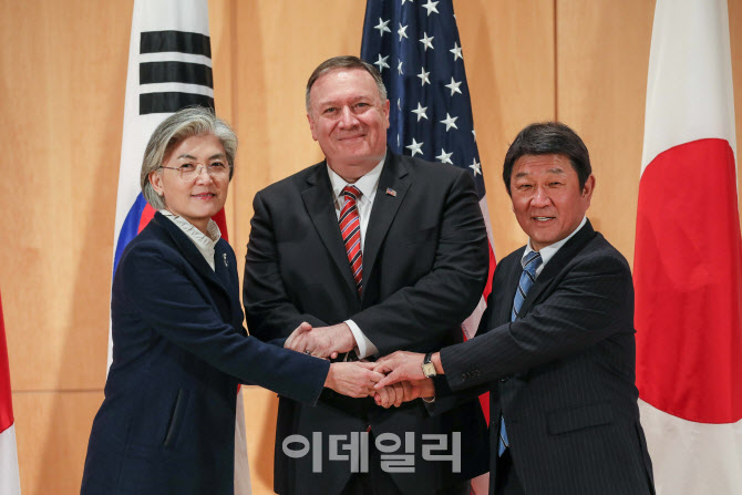 독일 뮌헨서 한·미·일 외교장관 회담, 북핵 공조 방안 논의