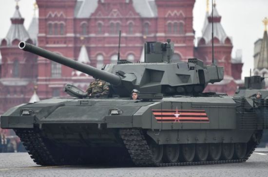 2015년 5월 2차대전승전 기념 퍼레이드에 처음 공개됐던 T-14 아르마타 전차의 모습[이미지출처=러시아국방부 홈페이지/mil.ru]