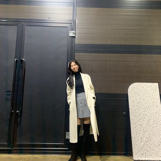Actor Seo Eun-soo expressed his feelings for appearing in Itaewon Klath.On February 16, Seo Eun-soo said to his instagram, I was happy to go to a short but short bampocha!In fact, it is possible to do Full time. In the photo, Seo showed a slender figure with a skirt and long boots. The perfect ratio attracted attention with pure beauty.Seo Eun-soo appeared in surprise as a person who went to a part-time job interview at Park Seo-joons store at the Itaewon Clath, which aired on the 15th and the 2nd.Lee Ha-na