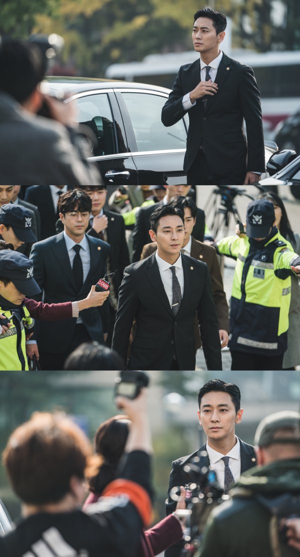 The Way to work scene (?) of Hyena Lawyer Ju Ji-hoon has been unveiled.SBS new gilt drama Hyena, which is broadcasted on the 21st, is a drama depicting the Hyena-style survival period, which is torn and torn by Lawyers who have money in their heads.Kim Hye-soo and Ju Ji-hoon, both of these actors, are expected to be seen on one screen.Above all, the fact that Actor Ju Ji-hoon, who collects topics for each work that appears, can be seen in the first row of the house, makes prospective viewers excited.Ju Ji-hoon plays the ace Lawyer Yoon Hee-jae of Song & Kim, the largest law firm in Korea.Yoon Hee-jae, who has grown up like a flower in a greenhouse, is a person who is a child-like child who knows his own goodness better than anyone else.On February 15, the production team of Hyena released a picture of Lawyer Yoon Hee-jaes court Way to work, which was the first and first appearance of Yoon Hee-jae.Yoon Hee-jaes extraordinary charisma, which goes into the heat of the hot coverage, draws attention, as if he has captured the runway, not the court Way to work.It is Kim Hye-soo who makes cracks in the greenhouse of Yoon Hee-jae that is so perfect.Unlike Yoon Hee-jae, the weed-like Lawyer Jung Geum-ja, who has survived the rough winds of the world, is going to shake his life in a way that Yoon Hee-jae has never experienced before.Yoon Hee-jae is an elite of the Lawyer elite, said Hyena.The first appearance of the actor Ju Ji-hoons aura is added to the ability and position of Yoon Hee-jae, and the first appearance of the audience will overwhelm the audience. With this, please meet with Lawyer Jung Geum-ja, who has lived the opposite life with him and expect him to change.The first broadcast of Hyena is eagerly awaited to fall into the charm of Ju Ji-hoon, who also makes the court Way to work a runway.SBSs new gilt drama Hyena will be broadcast on Friday, February 21 at 10 p.m.