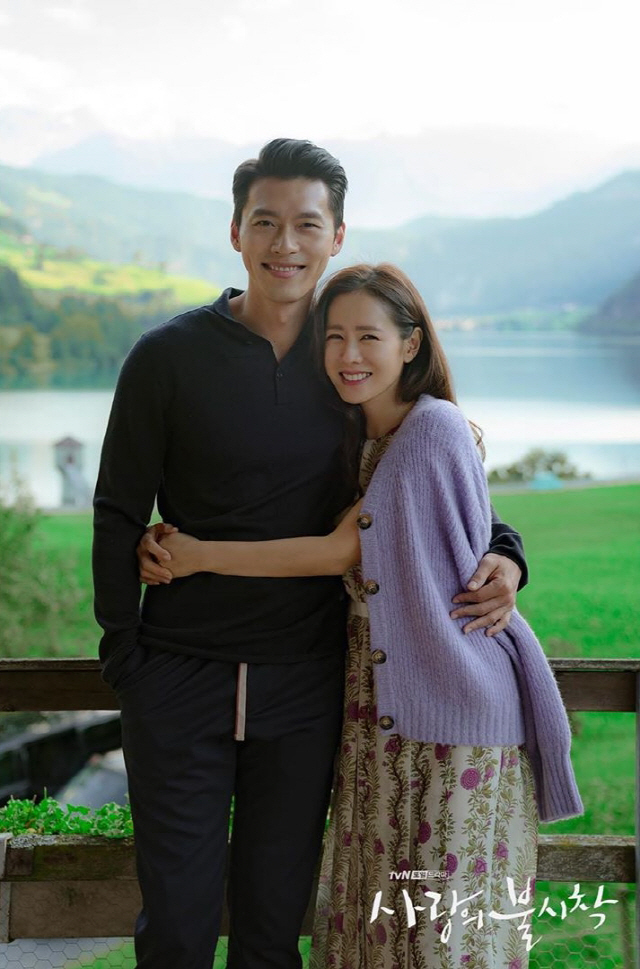 Loves unsettled Hyun Bin and Son Ye-jins beautiful two-shots were released.On the 17th, TVN drama official SNS account posted several still cuts along with the article Two shots of Dooley Couples that are happy even if they are seen in the country where Edelweiss is blooming.The photo shows the images of Hyun Bin and Son Ye-jin, who are smiling happyly while wrapping each others Waist.The two people who had a sad reunion in the play looked at each other with lovely eyes and created a beautiful picture-like atmosphere.On the other hand, the TVN Saturday drama Love Unstoppable, which ended on the 16th, recorded 21.7% of households and 24.1% of households on a paid platform that integrates cable, IPTV and satellite. I got it.This is the number one TV viewer ratings in the TVN drama history at the same time as the highest TV viewer ratings of its own, and it exceeded the record of 20.5% of Dokkaebi.Hyun Bin, who plays the role of North Korean officer Lee Jung hyuk in the drama, said, Just as the unexpected meeting between Lee Jung hyuk and Yun Serri became a special happiness, The sudden arrival of love was also a gift to viewers.I am really grateful for your support and love so that Lee Jung hyuk can settle down with you happy. Son Ye-jin said: I laughed a lot as I Acted Serri, I cried a lot, and above all I was really happy.I am grateful to be able to do a wonderful work that will be a very big part of my Acting life and I sincerely thank many people who loved our drama.Thanks to you, I was able to finish well until the end even when I was tired. He showed his deep affection for love and Yoon Serri character.