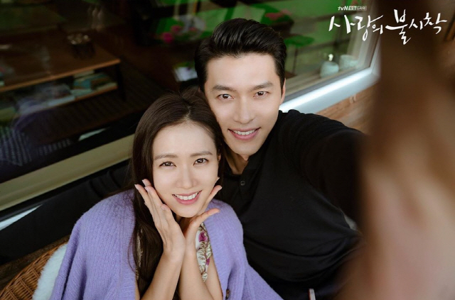 Loves unsettled Hyun Bin and Son Ye-jins beautiful two-shots were released.On the 17th, TVN drama official SNS account posted several still cuts along with the article Two shots of Dooley Couples that are happy even if they are seen in the country where Edelweiss is blooming.The photo shows the images of Hyun Bin and Son Ye-jin, who are smiling happyly while wrapping each others Waist.The two people who had a sad reunion in the play looked at each other with lovely eyes and created a beautiful picture-like atmosphere.On the other hand, the TVN Saturday drama Love Unstoppable, which ended on the 16th, recorded 21.7% of households and 24.1% of households on a paid platform that integrates cable, IPTV and satellite. I got it.This is the number one TV viewer ratings in the TVN drama history at the same time as the highest TV viewer ratings of its own, and it exceeded the record of 20.5% of Dokkaebi.Hyun Bin, who plays the role of North Korean officer Lee Jung hyuk in the drama, said, Just as the unexpected meeting between Lee Jung hyuk and Yun Serri became a special happiness, The sudden arrival of love was also a gift to viewers.I am really grateful for your support and love so that Lee Jung hyuk can settle down with you happy. Son Ye-jin said: I laughed a lot as I Acted Serri, I cried a lot, and above all I was really happy.I am grateful to be able to do a wonderful work that will be a very big part of my Acting life and I sincerely thank many people who loved our drama.Thanks to you, I was able to finish well until the end even when I was tired. He showed his deep affection for love and Yoon Serri character.