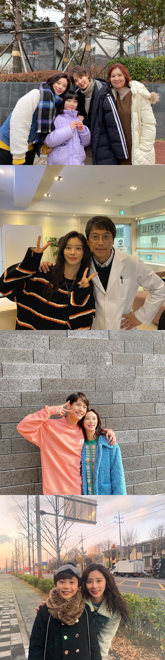 Hello Dracula Lee Ju-bin shoots Celebratory photohas released the book.Lee Ju-bin posted several photos on his 17th day with an article entitled Hello Dracula starts soon.In the photo, Lee Ju-bin took a Celebratory photo at the shooting scene of Hello DraculaLee Ju-bin took a friendly pose with Seohyun, Oh Man-Seok, Ji Il-ju, and Lee Ji-hyun, and made him guess the atmosphere of the scene.Hello Dracula, which was broadcast on the 17th, is an omnibus drama about the growth stories of people who have faced the problems they want to become in life.Lee Ju-bin played the role of indie band vocalist Seo Yeon in the play.Photo = Lee Ju-bin Instagram