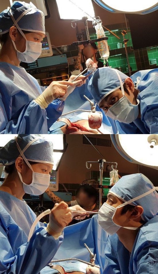 Actor Ahn Hyo-seop and Lee Sung-kyung boasted extraordinary chemistry.On the 19th, Ahn Hyo-seop posted two articles and photos of Serious Cha Eun-jae through his Instagram.In the photo, there is a picture of Ahn Hyo-seop and Lee Sung-kyung wearing surgical clothes.Especially, the two people exchanged a sweet eye, which made the hearts of the viewers excited.Ahn Hyo-seop and Lee Sung-kyung are appearing in the SBS drama Romantic Doctor Kim Sabu 2 as Seo Woo-jin and Cha Eun-jae respectively.Photo: Ahn Hyo-seop Instagram