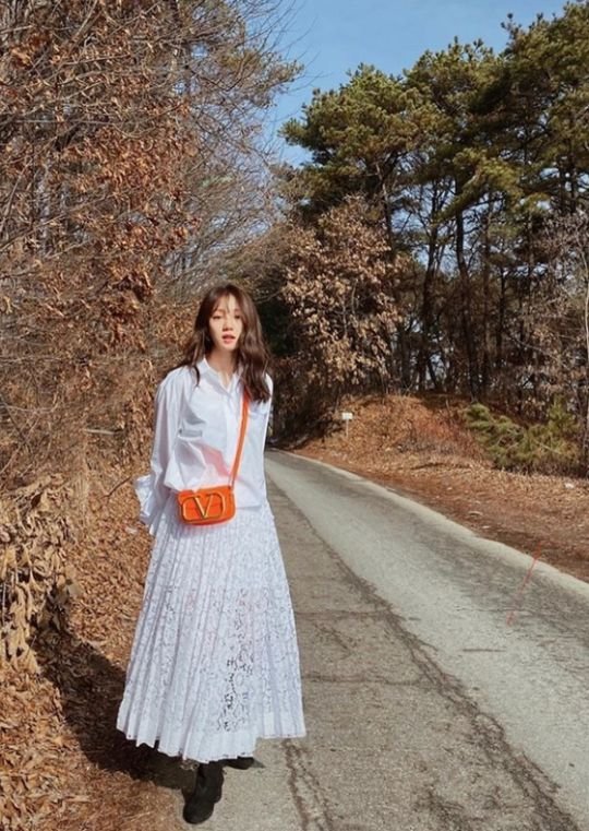 Lee Sung-kyung posted two photos and videos on his SNS on the 20th.Lee Sung-kyung in the public photo is styled with a white shirt, lace skirt, and orange crossback.In the following video, he is shaking his skirt and showing walking.Lee Sung-kyungs innocent visuals, which emit a lovely charm in plain clothes rather than doctors gowns, catch the eye.Lee Sung-kyung is playing the role of a thoracic surgeon, Cha Eun-jae, in the SBS drama Romantic Doctor Kim Sabu 2.On the other hand, SBS Romantic Doctor Kim Sabu 2 will end at the end of 16th on the 25th.