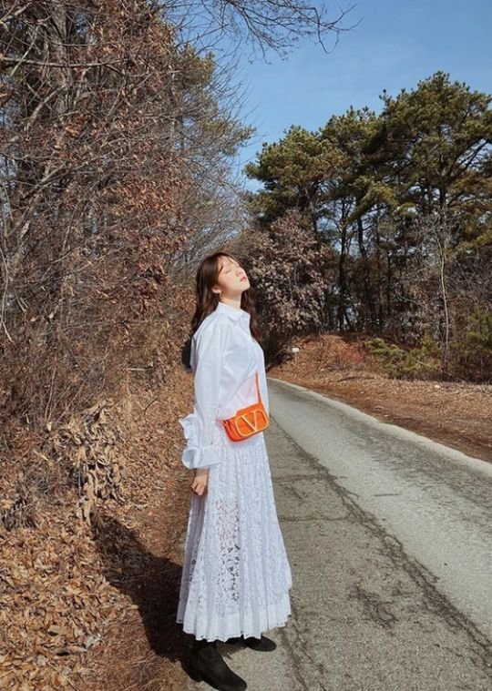 Lee Sung-kyung posted two photos and videos on his SNS on the 20th.Lee Sung-kyung in the public photo is styled with a white shirt, lace skirt, and orange crossback.In the following video, he is shaking his skirt and showing walking.Lee Sung-kyungs innocent visuals, which emit a lovely charm in plain clothes rather than doctors gowns, catch the eye.Lee Sung-kyung is playing the role of a thoracic surgeon, Cha Eun-jae, in the SBS drama Romantic Doctor Kim Sabu 2.On the other hand, SBS Romantic Doctor Kim Sabu 2 will end at the end of 16th on the 25th.