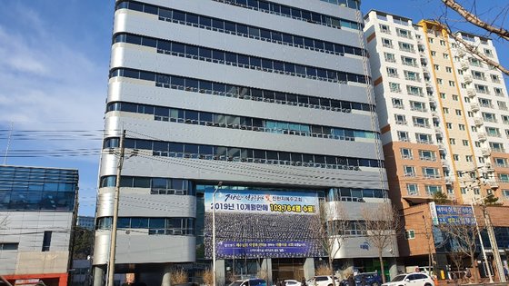 [단독] 신천지, 31번 환자 통화내용 공개 "청도병원, 잘 몰라" | 인스티즈