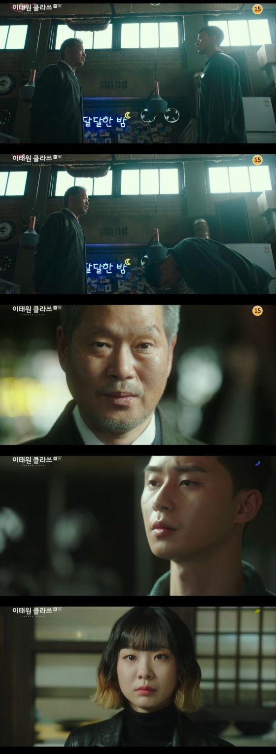 Park Seo-joon of Drama Itaewon Clath met Yoo Jae-myung and responded firmly.JTBCs Golden Earth Drama Itaewon Klath (playplayplay by Gwangjin, directed by Kim Sung-yoon Kang Min-gu) aired on the afternoon of the 21st, featured the image of Jang Dae-hee (Yoo Jae-myung), who visited the night.On this day, Jang Dae-hee faced Park Seo-joon and thought, This guys goal is my goal. This feeling is funny at this age.Park said, Come back, its a night, to Jang Dae-hee, because he is a guest who visited his store despite being a multiple opponent.Jang Dae-hee ordered, One thing for stir-fried stew is confident. Joy-seo (Kim Dae-mi) told Knotweed water (Kim Dong-hee) Its your father.You know your taste, he said, and Knotweed water replied, You like simple things. Zoe tried to order the kitchen to keep the liver strong, but Roy dissuaded, who said, Listen to me, I dont want to show any flaws today.So everyone does as usual. 