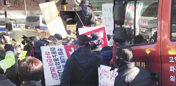닭공장 이미지