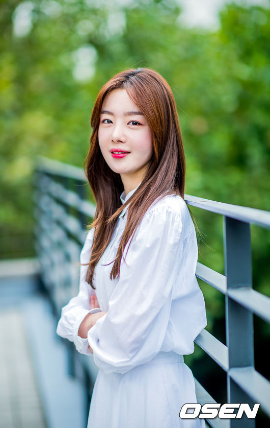 Actor Han Sun-hwa Warns to Flamer againHan Sun-hwa told his SNS on the 25th, Ive been thinking a lot. The person who sent DM...I sent you the number.Please contact me or please give me DM again. Or I will release the contents. In addition, Han Sun-hwa posted a picture of the SNS account ID of netizens who are presumed to be flamers.Han Sun-hwa said on his SNS on the 21st, Who are you going to upload? If you give me the DM again, I will go.Or I will upload the contents you sent. DB