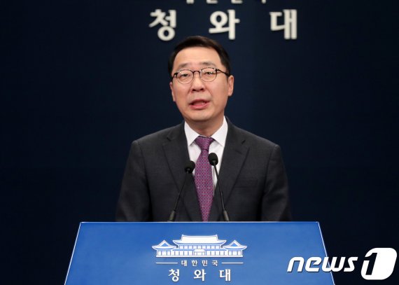 '靑 출신' 윤영찬·정태호 경선승리..송병기는 탈락