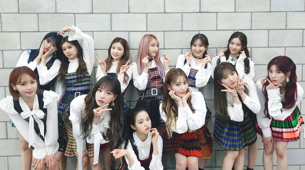I think its Moy Yat festival thanks to the fans.Group IZ*ONE took first place on SBS MTV The Show for two consecutive weeks.On the afternoon of March 3, IZ*ONE official SNS said, Thank you for giving me a valuable gift that can not be expressed in words. Wise One.Thanks to Wizwon, Moy Yat is a festival these days. Thank you for every moment youre together. I love you. Wizwon.The photo shows IZ*ONE members gathering to express their gratitude to their fans.IZ*ONE held the number one show Choice Trophy in its arms on The Show, which was broadcast on the day, which enjoyed the joy of being number one on The Show for the second consecutive week.hwang hye-jin